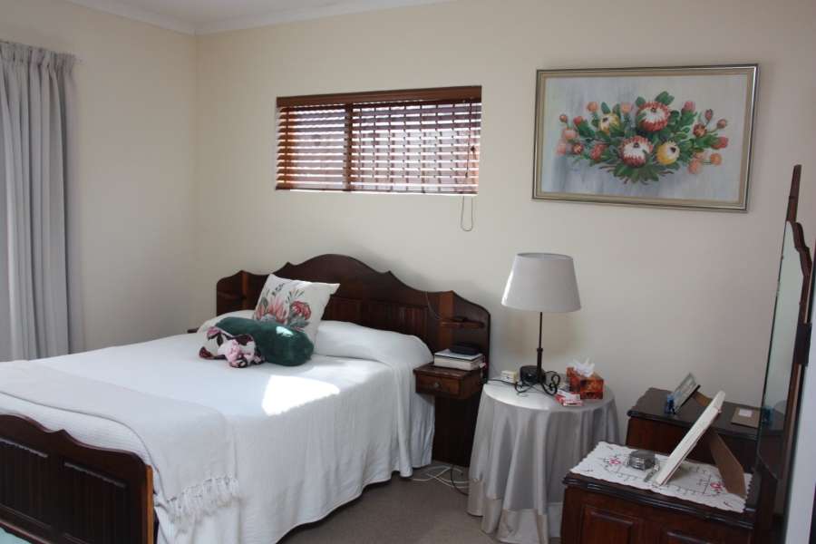 2 Bedroom Property for Sale in Langenhovenpark Free State